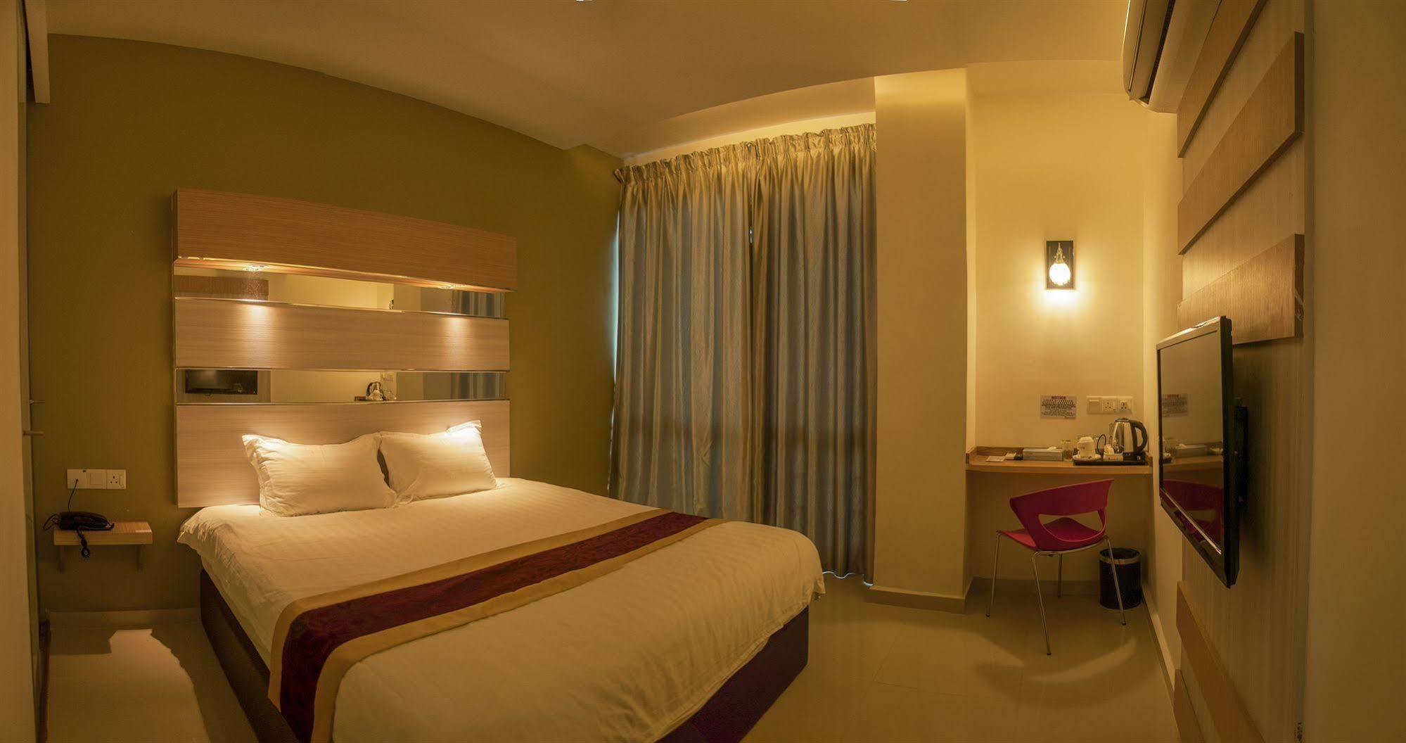 Avantgarde Hotel Johor Bahru Extérieur photo